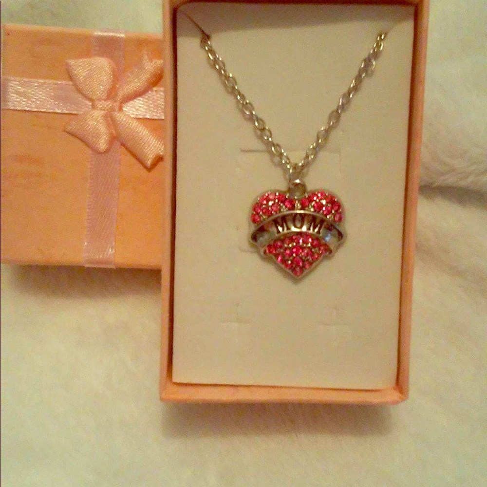 🌸🌺💐MOTHERS DAY PENDANT💐🌺🌸